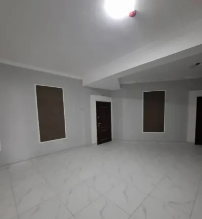 3-комн. квартира, 12 этаж, 114 м², Исмоили Сомони — миниатюра 2