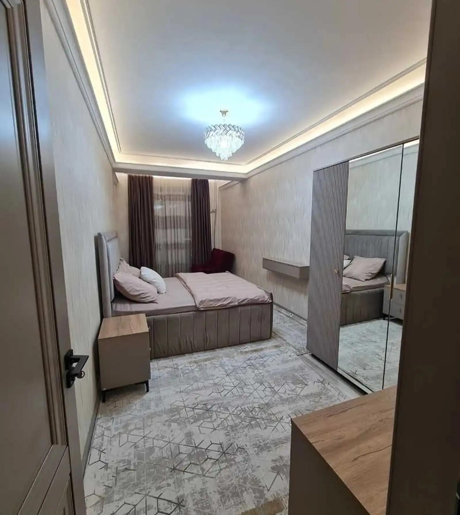 3-комн. квартира, 15 этаж, 93м², Центр — миниатюра 10