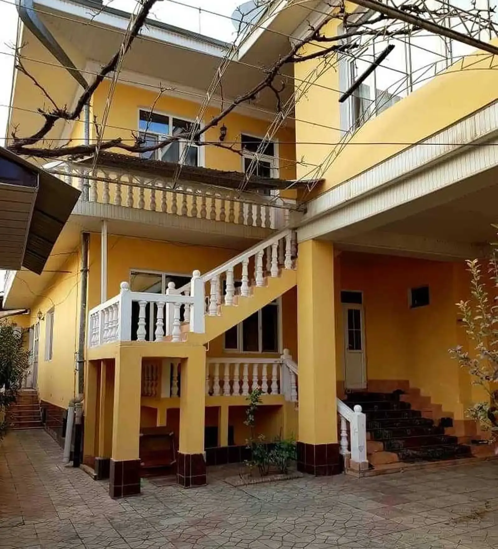 2-этажный, 8 комнатный дом, 4 м², Шохмансур
