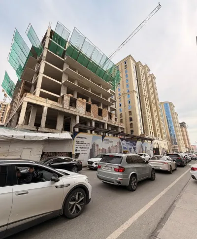 2-комн. квартира, 15 этаж, 71 м², сзади Гуля Голд, второй дом от главной дороги