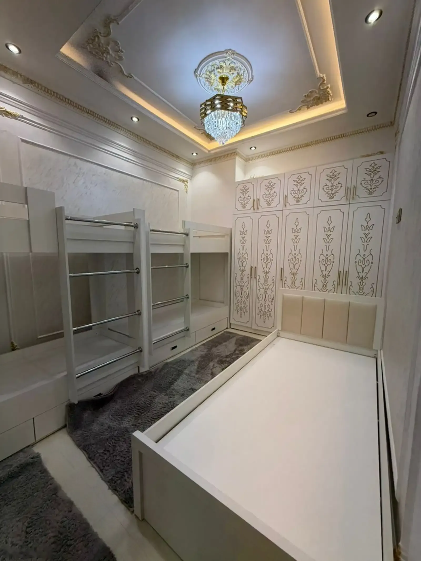 3-комн. квартира, 9 этаж, 85м², Сафо белый городок — миниатюра 1