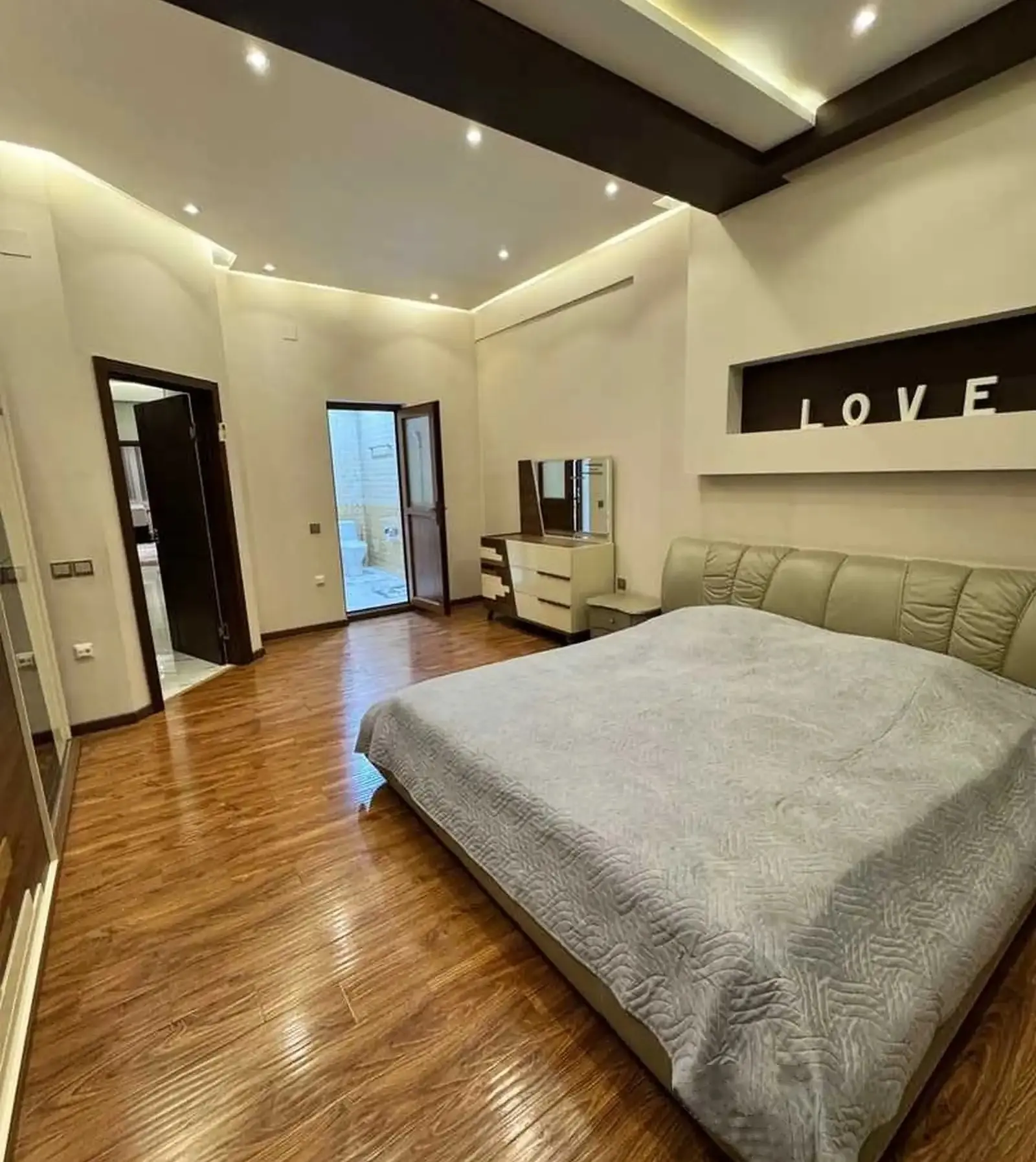 3-комн. квартира, 10 этаж, 107м², Шохмансур — миниатюра 1