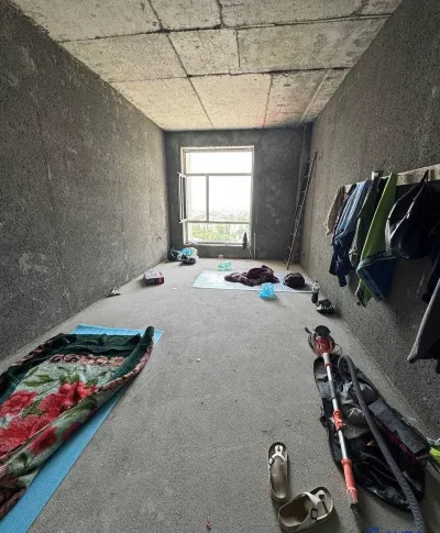 3-комн. квартира, 16 этаж, 97 м², Сино 84мкр — миниатюра 2