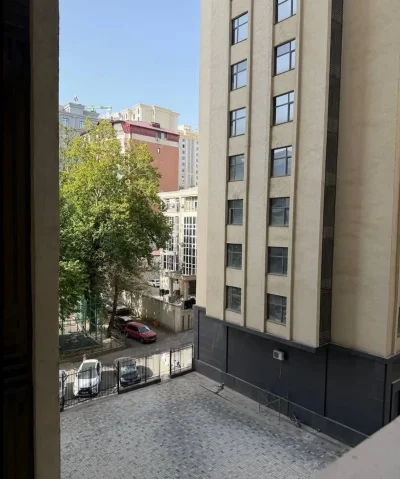 4-комн. квартира, 4 этаж, 150 м², Исмоили Сомони Пушкина — миниатюра 1
