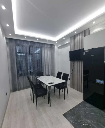 2-комн. квартира, 12 этаж, 92м², И. Сомони