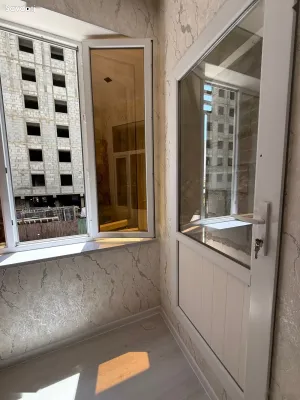 3-комн. квартира, 2 этаж, 102 м², Сино