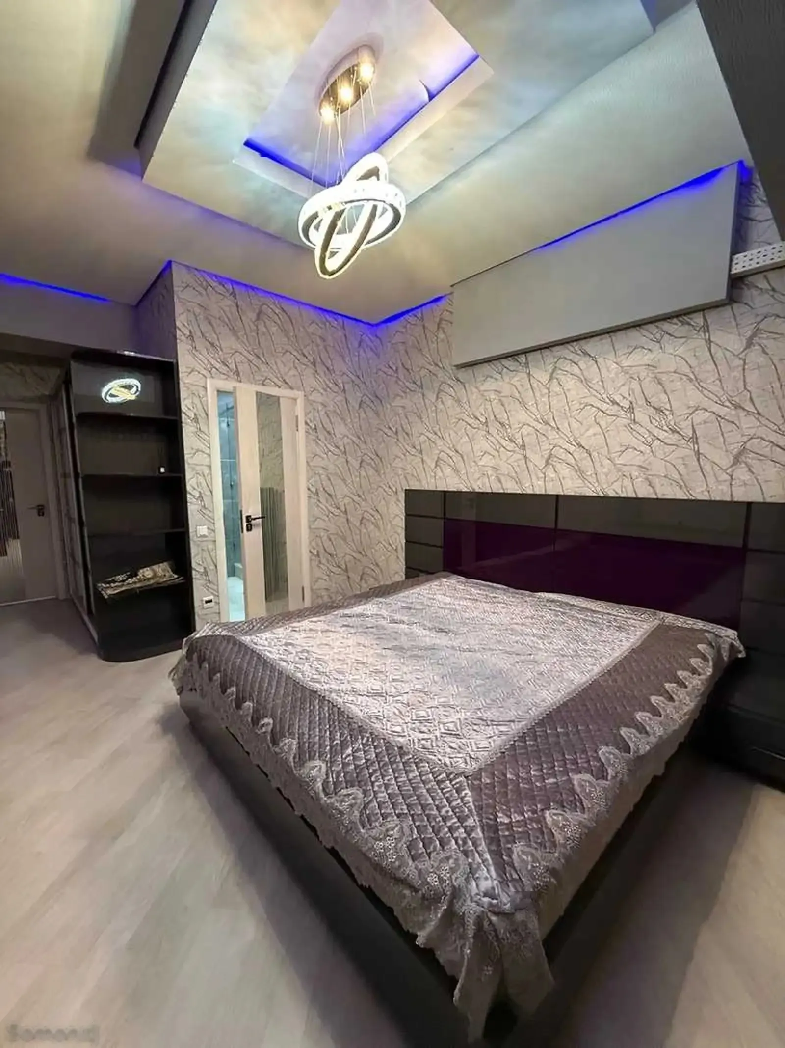 2-комн. квартира, 16 этаж, 100м², Славянский Университет — миниатюра 1