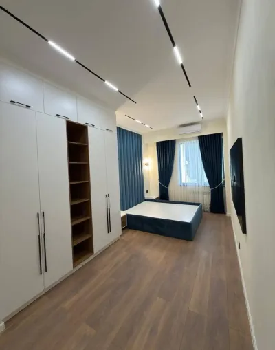 5-комн. квартира, 3 этаж, 170 м², Исмоили Сомони, Славянский