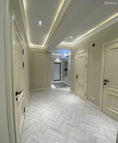 3-комн. квартира, 8 этаж, 110 м², И Сомони — миниатюра 1