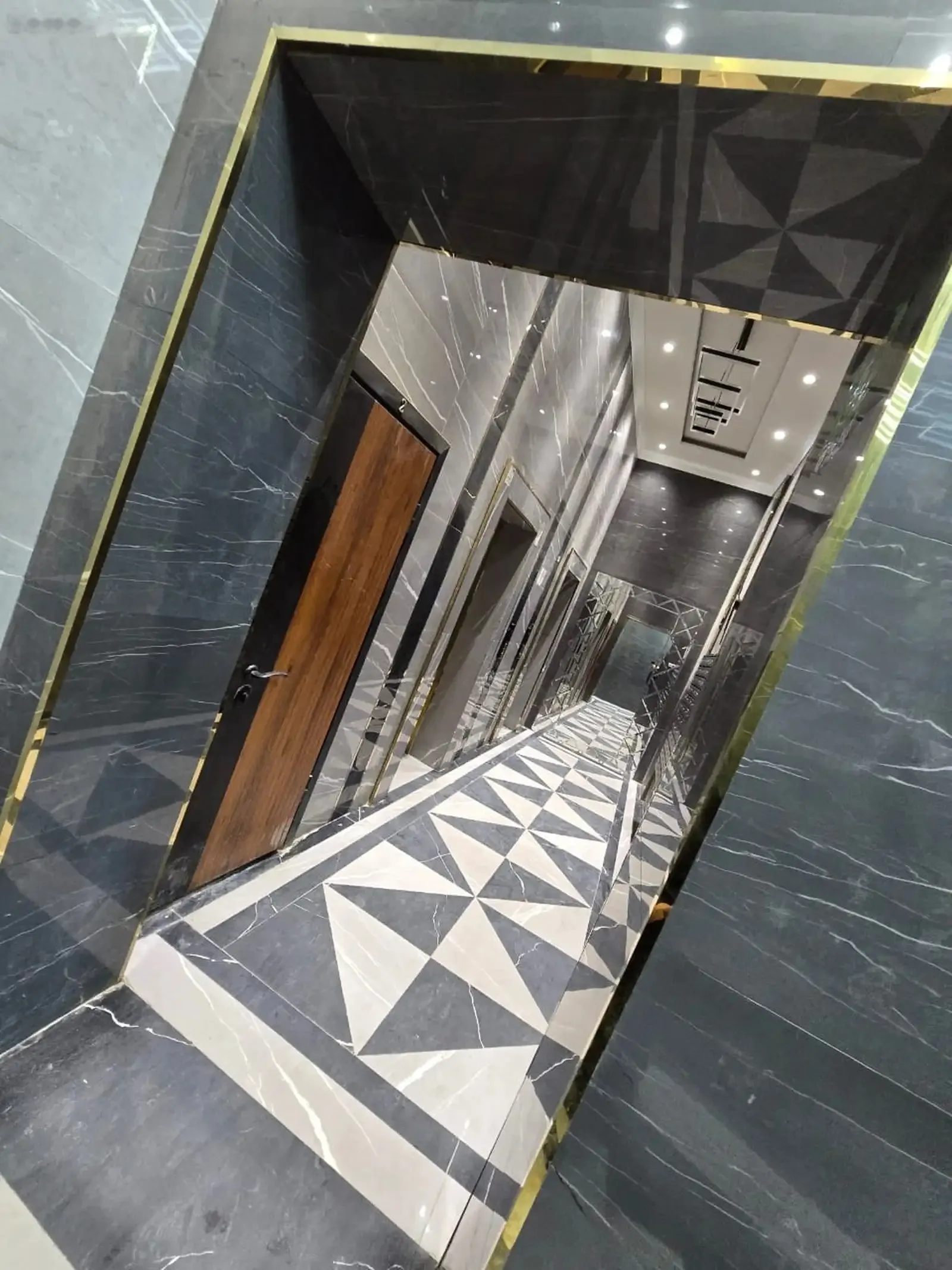 3-комн. квартира, 3 этаж, 80м², Фирдавси — миниатюра 3