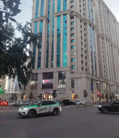 1-комн. квартира, 10 этаж, 47 м², Исмоили Сомони — миниатюра 1