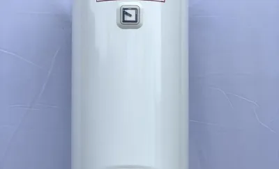 Водонагреватель Ariston 80л