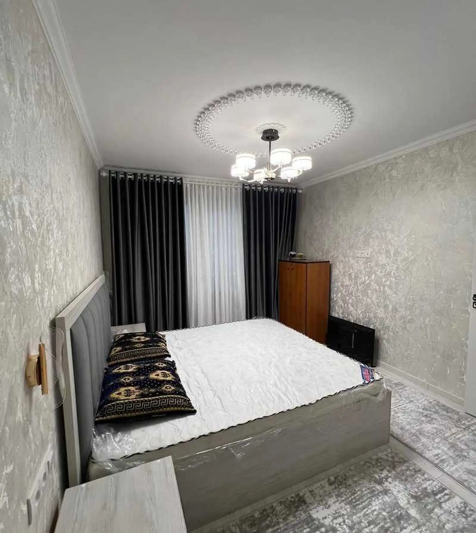 3-комн. квартира, 3 этаж, 65м², 33 мкр ру баруи Бозорча — миниатюра 1
