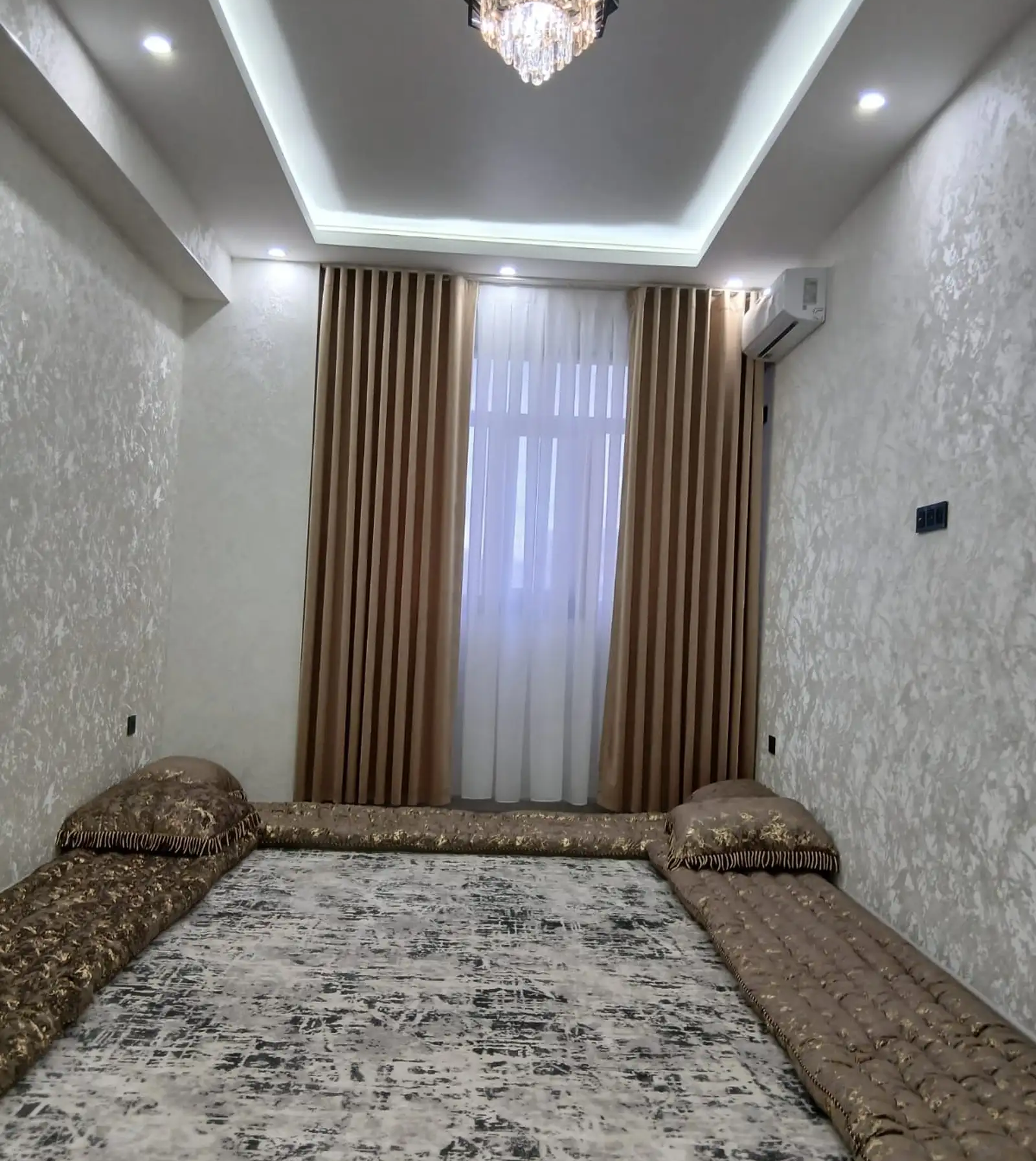 2-комн. квартира, 12 этаж, 55м², Шохмансур Голубой экран ру баруи Пайкар — миниатюра 2