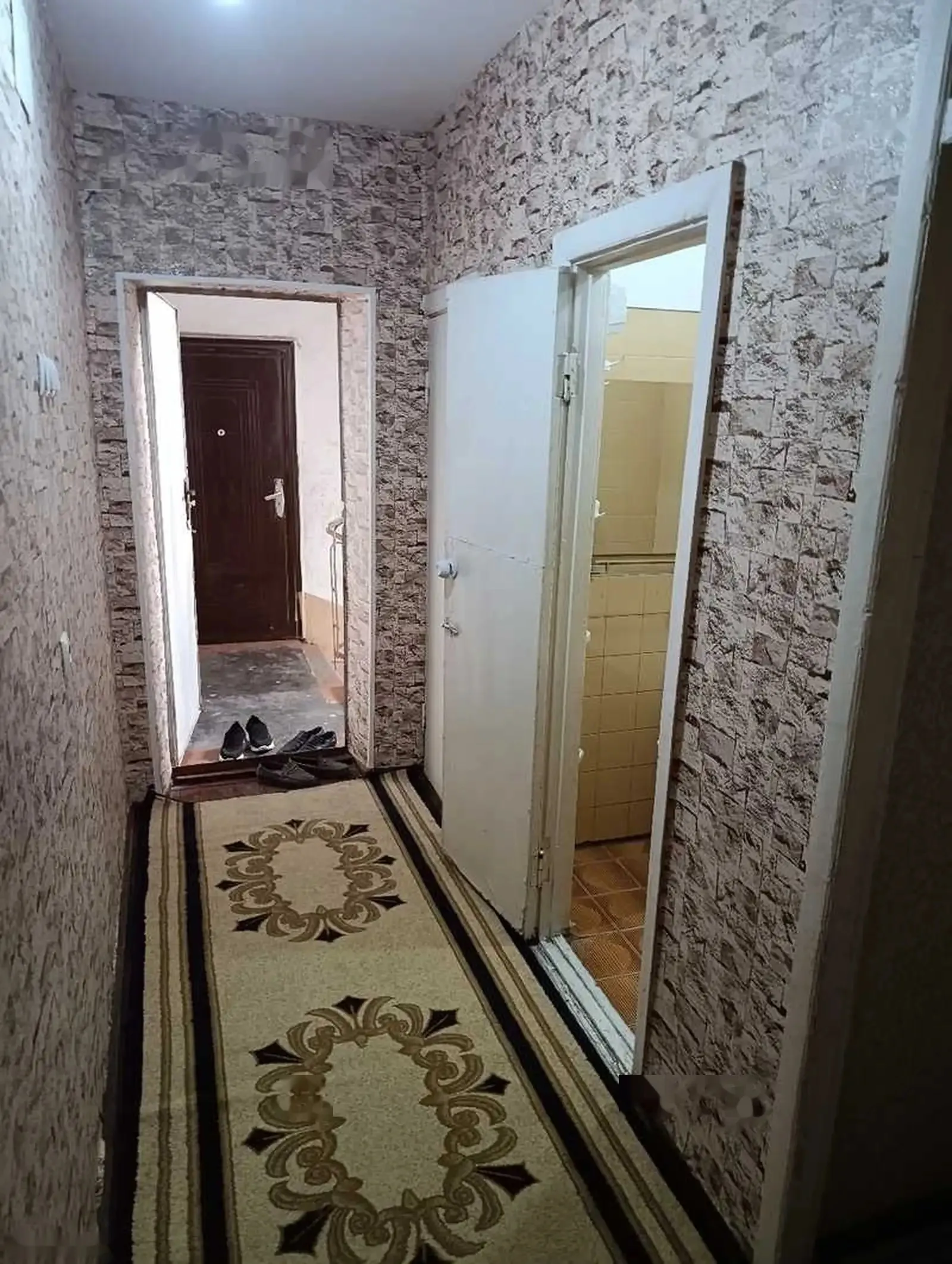2-комн. квартира, 3 этаж, 52м², Фирдавси — миниатюра 1