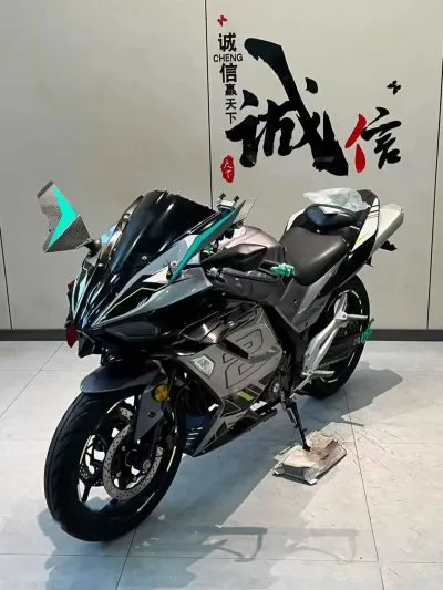 Мотоцикл Kawasaki Ninja — миниатюра 3