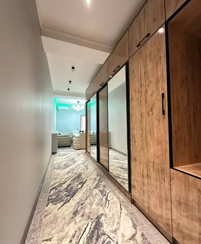 3-комн. квартира, 14 этаж, 12 м², И. сомони — миниатюра 1