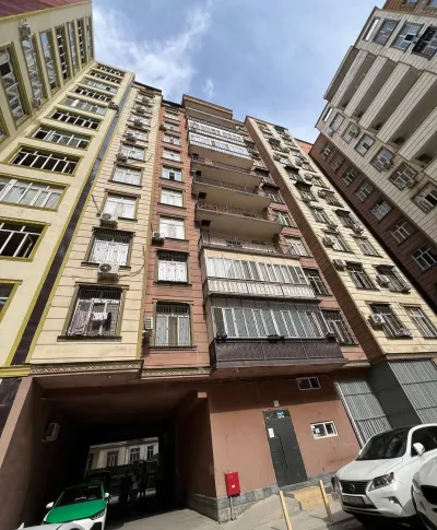 3-комн. квартира, 10 этаж, 74 м², Сино, Зарафшон — миниатюра 1