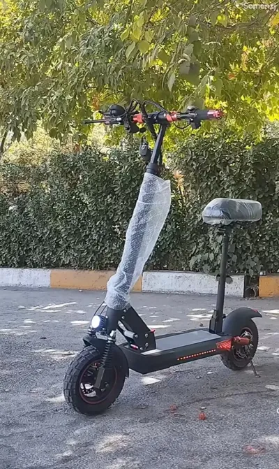 Электроскутер YE50