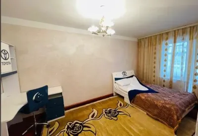 2-комн. квартира, 4 этаж, 60м², Сино 82 мкр — миниатюра 2