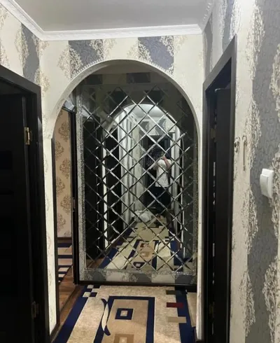 4-комн. квартира, 2 этаж, 100м², Сино