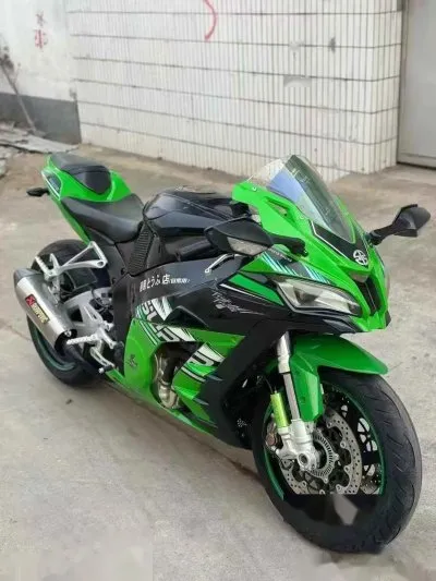 Мотоцикл Kawasaki 500RM на заказ — миниатюра 1