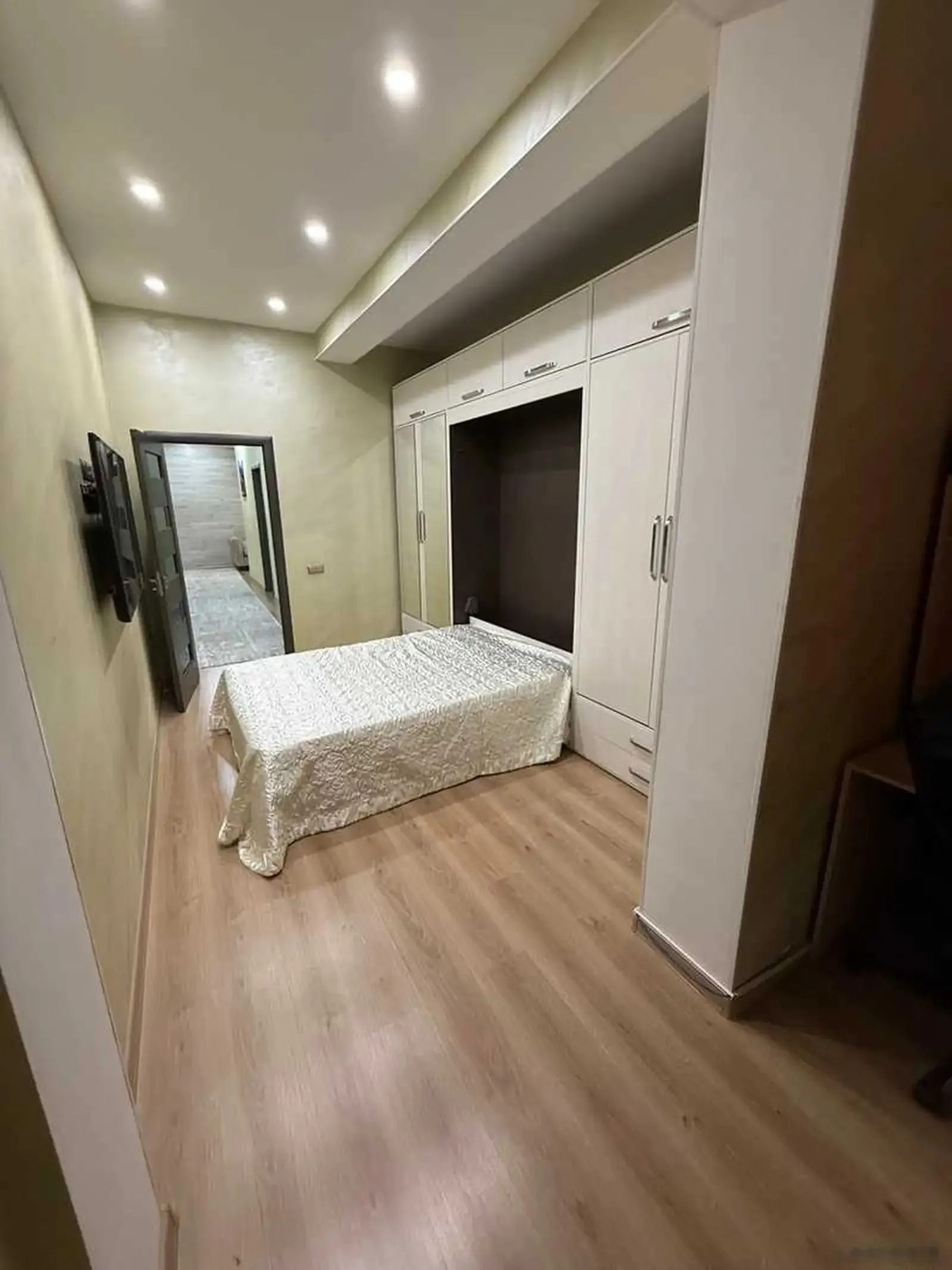 4-комн. квартира, 5 этаж, 120м², Водонасос — миниатюра 3