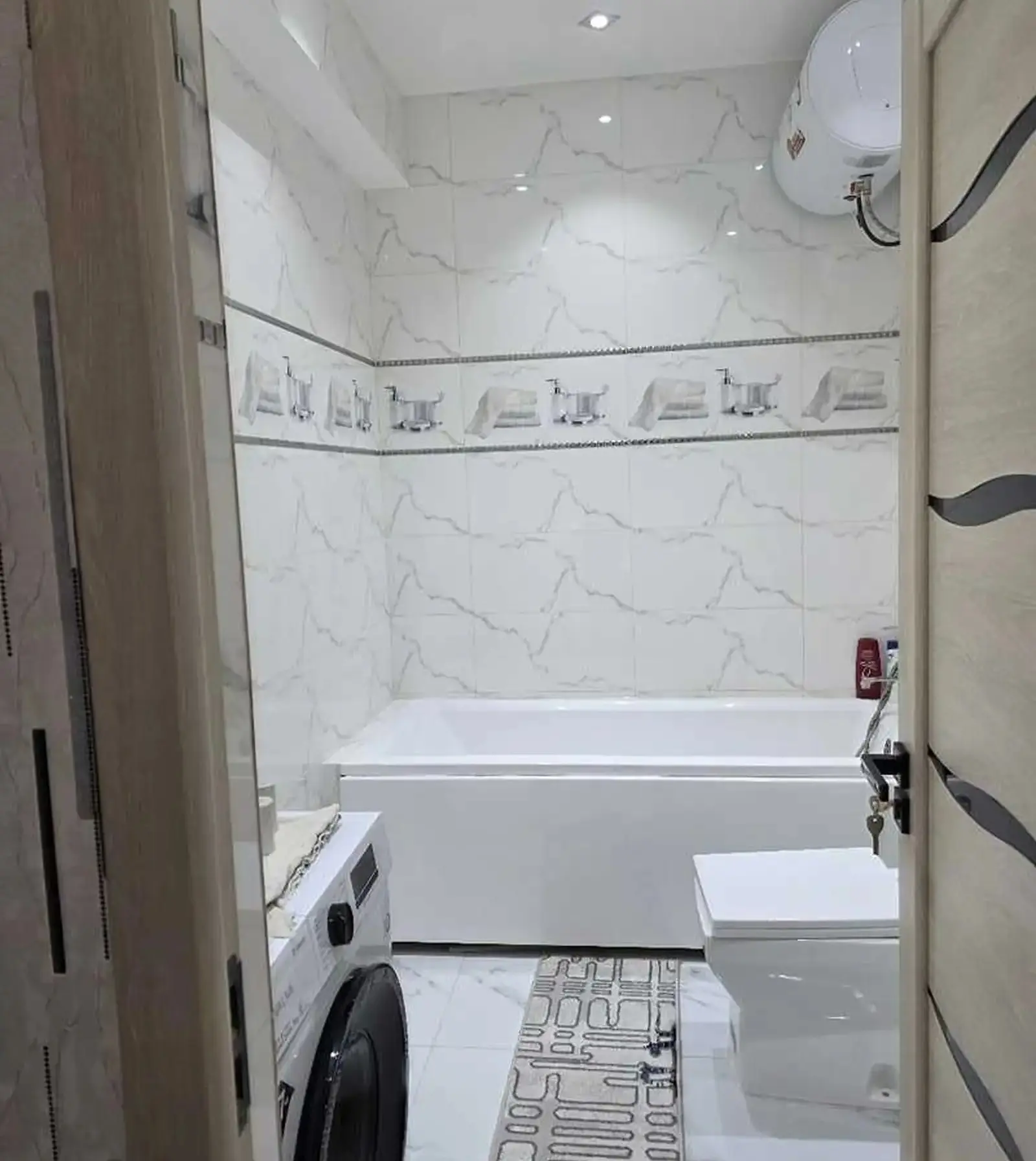 2-комн. квартира, 11 этаж, 44м², 46мкр — миниатюра 2