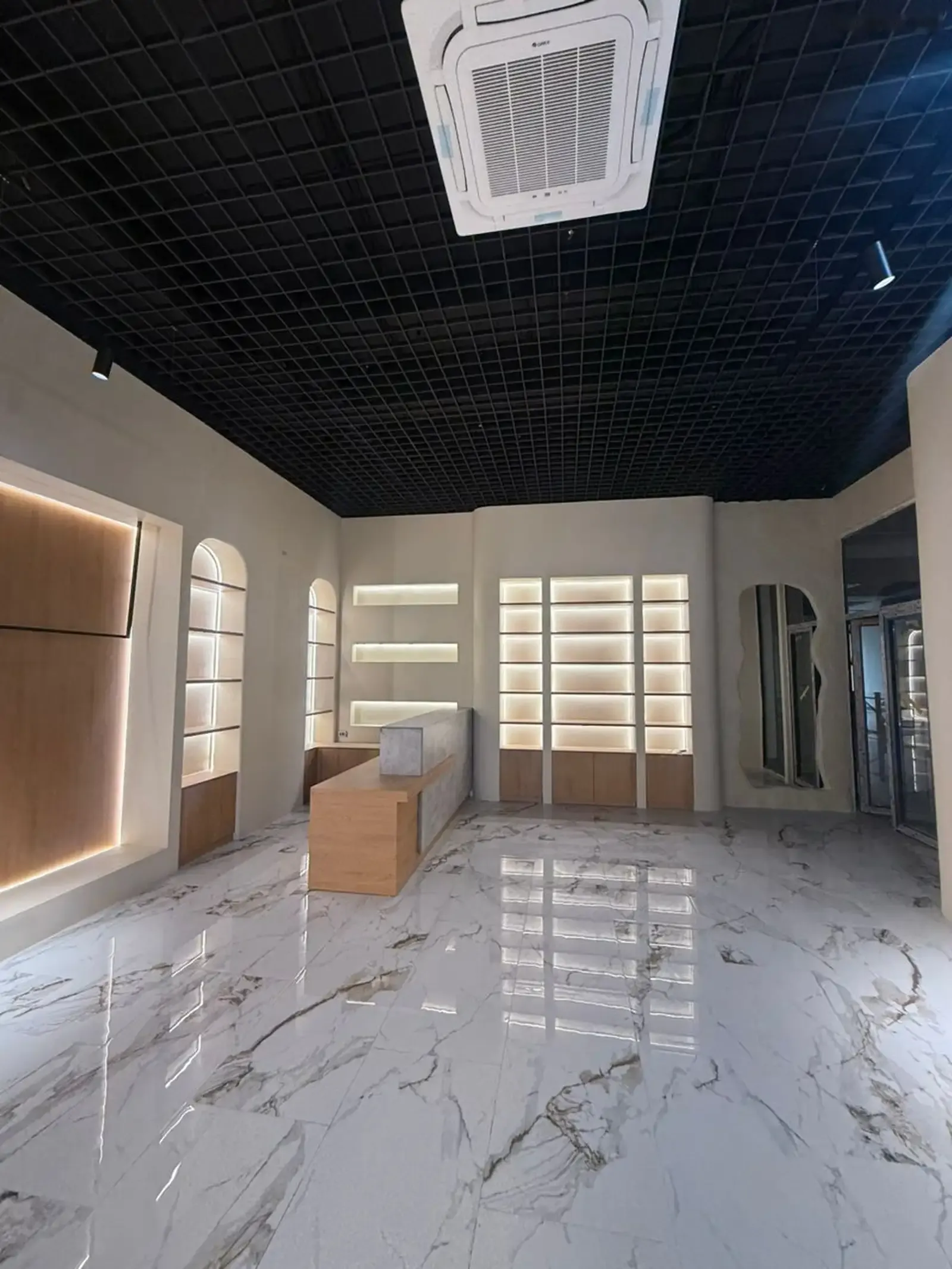 Помещение под магазин / салон, 100м², Дом печати