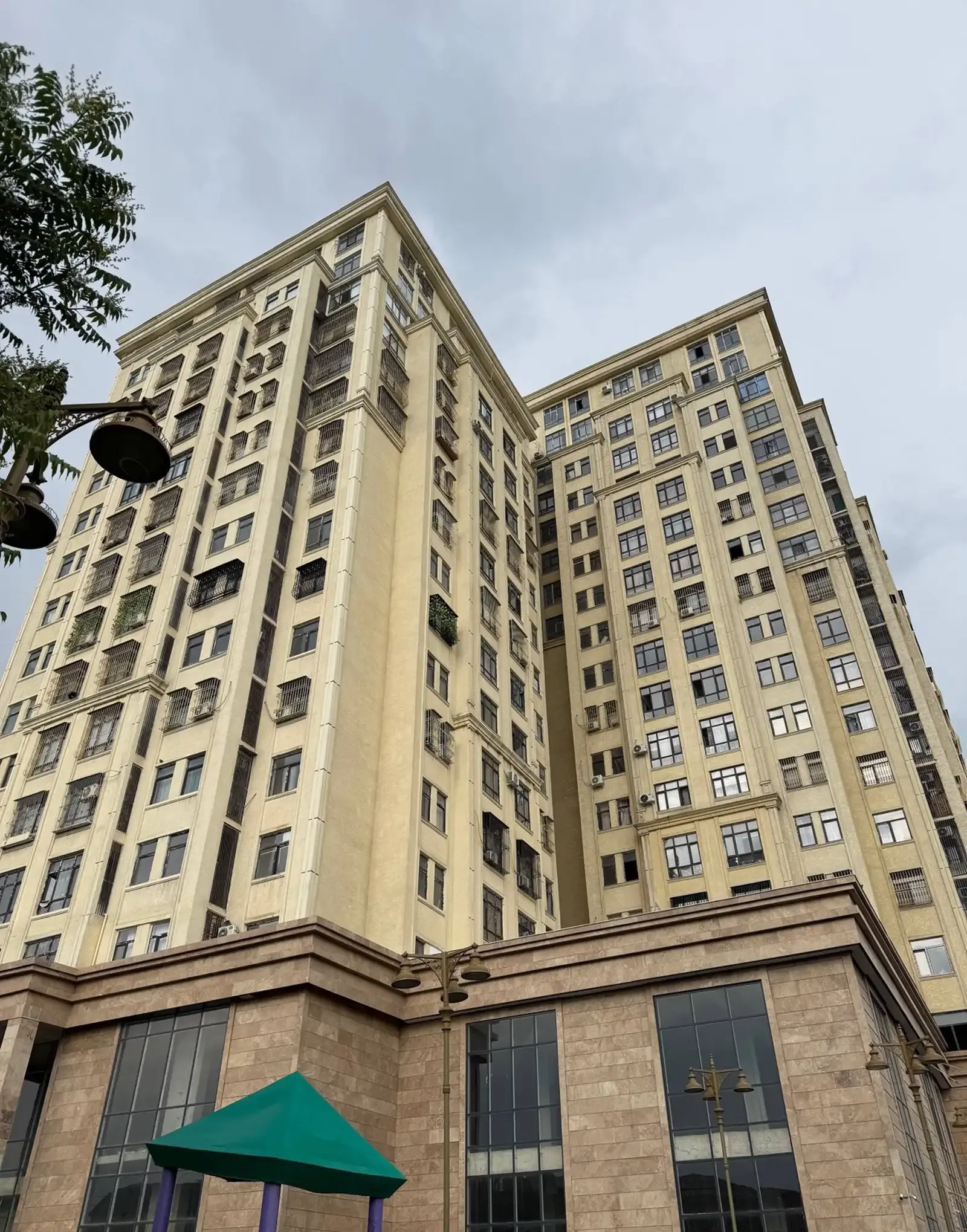 2-комн. квартира, 12 этаж, 75 м², Фирдавси, пушти Молодежный театр
