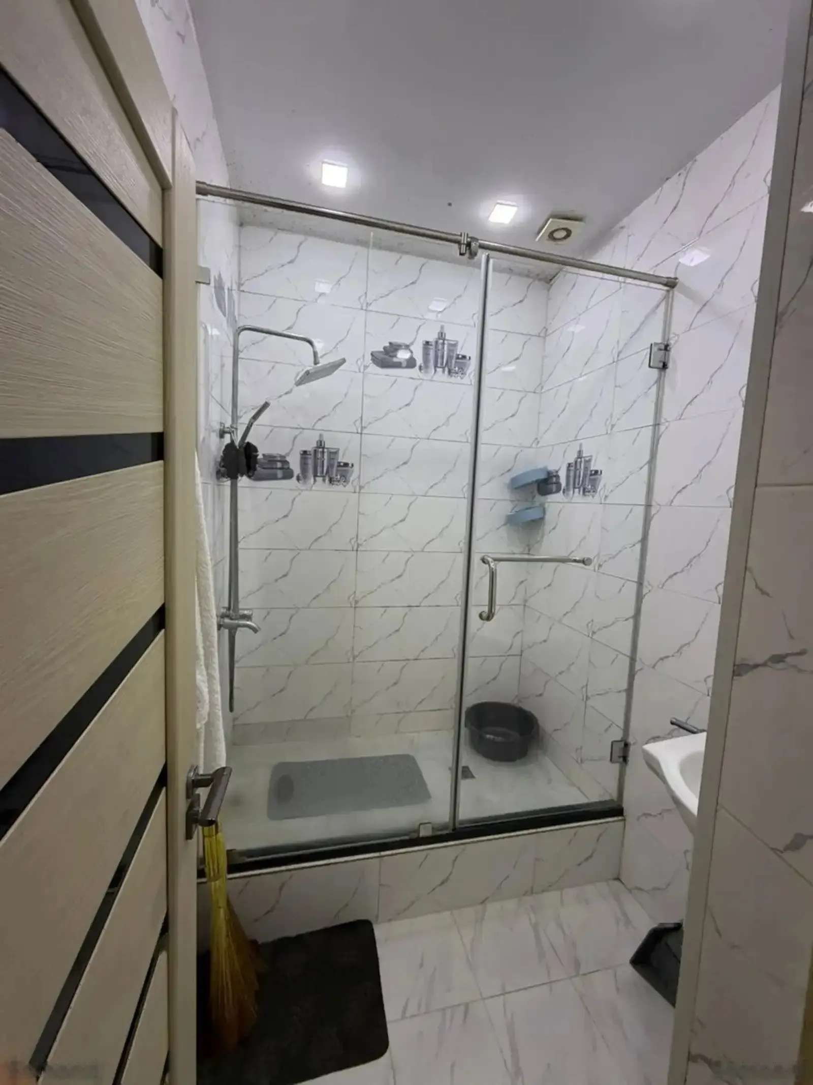 2-комн. квартира, 14 этаж, 52м², Сомони — миниатюра 6
