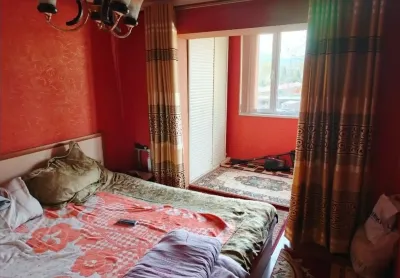 3-комн. квартира, 3 этаж, 50 м², Цирк — миниатюра 4