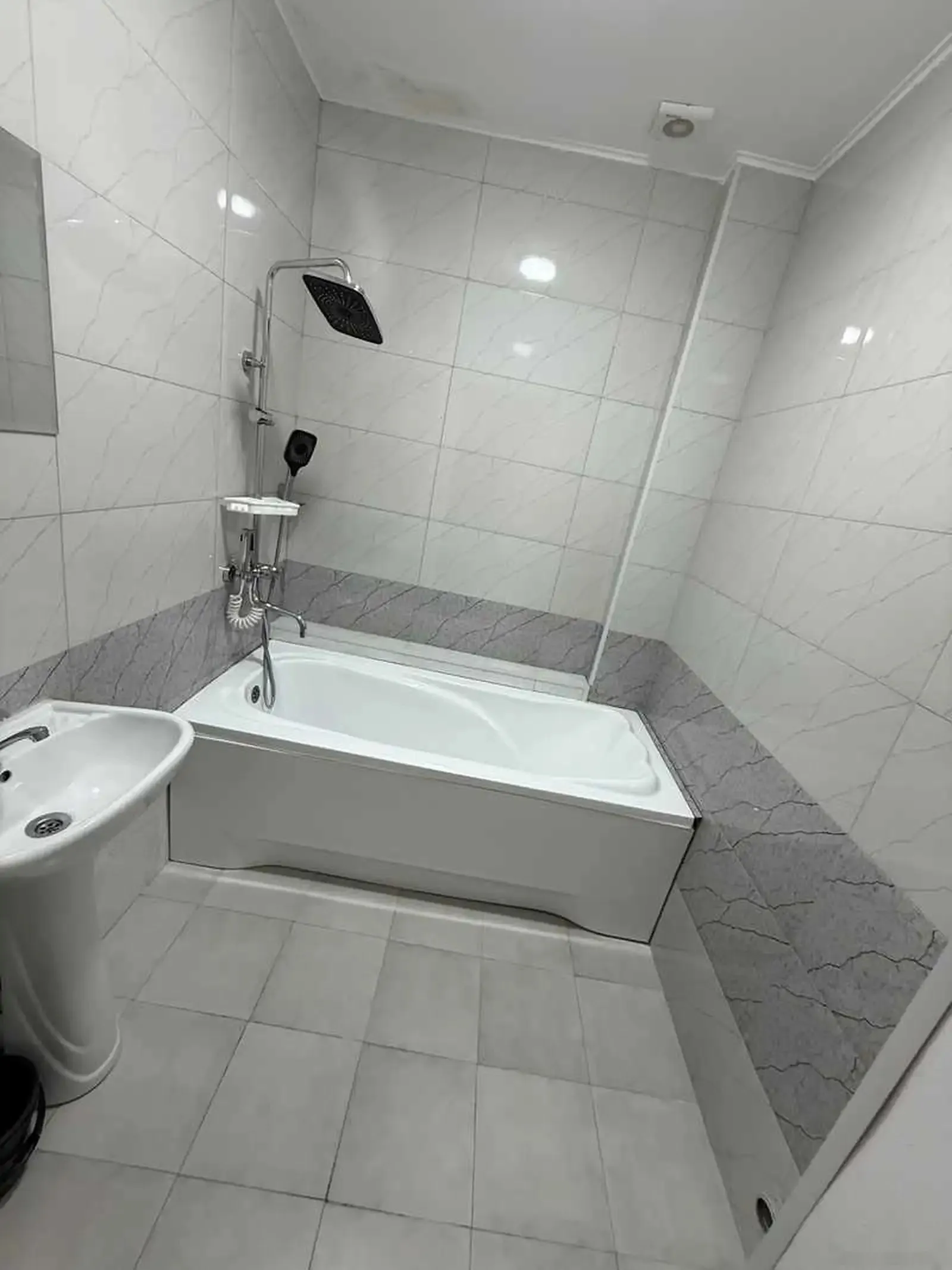 3-комн. квартира, 9 этаж, 120м², Шохмансур бари чордомаи Аэропорт — миниатюра 5