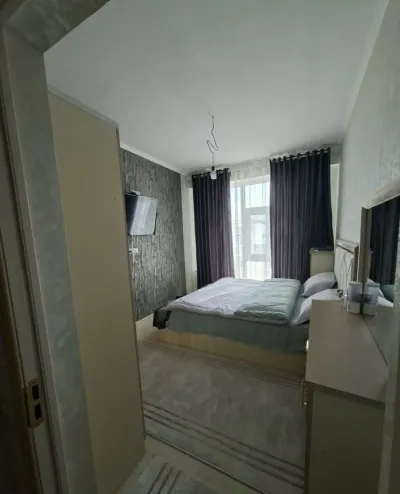 3-комн. квартира, 18 этаж, 82 м², Фирдавси