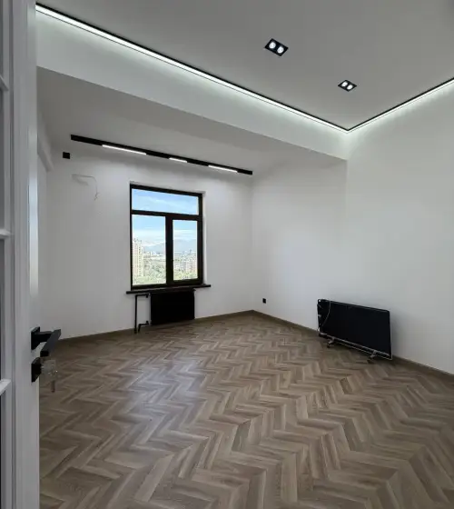 4-комн. квартира, 15 этаж, 145 м², Сино — миниатюра 2