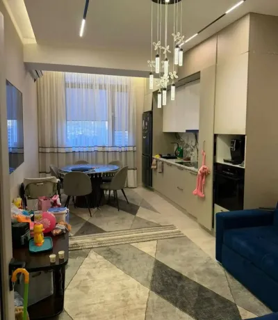 3-комн. квартира, 12 этаж, 102 м², И Сомони — миниатюра 1