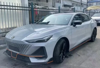 Changan UNI-V, 2025