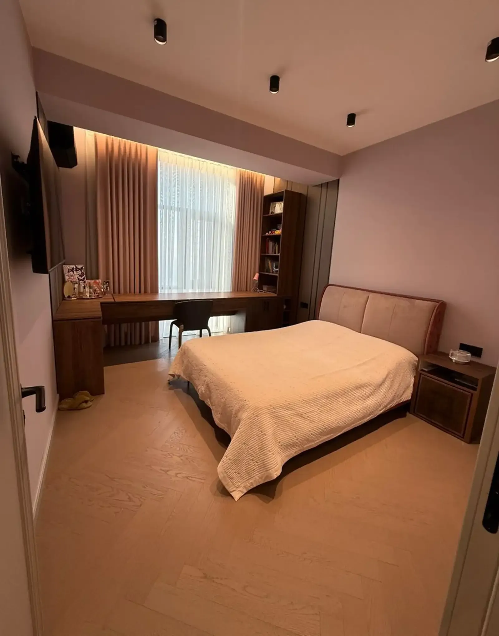 5-комн. квартира, 10 этаж, 220 м², Северный