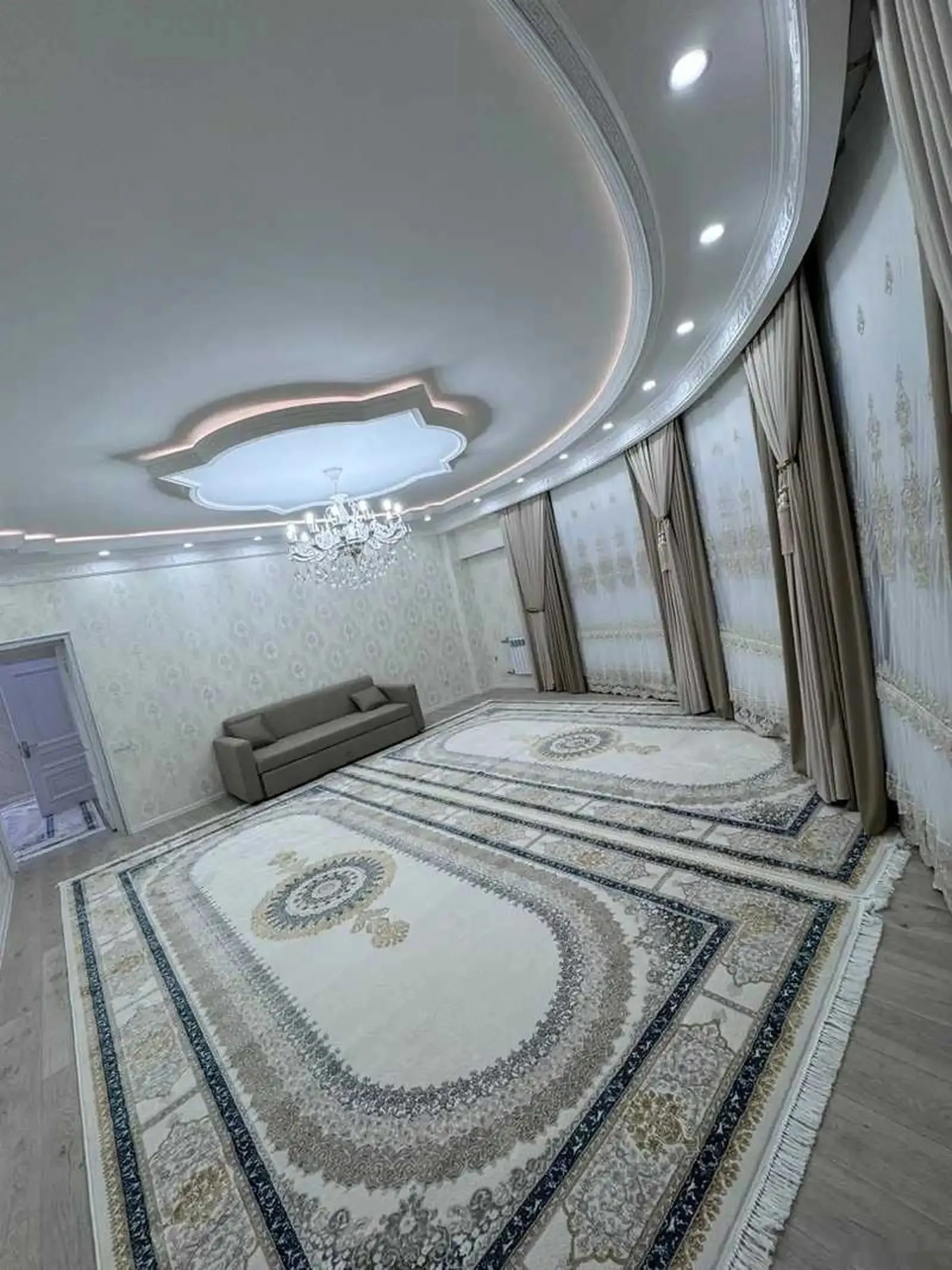 5-комн. квартира, 7 этаж, 218м², И.Сомони (дом печать) — миниатюра 1