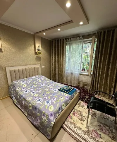 4-комн. квартира, 5 этаж, 75 м², Сино 102мкр — миниатюра 1
