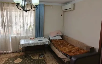 3-комн. квартира, 3 этаж, 50 м², Цирк — миниатюра 10