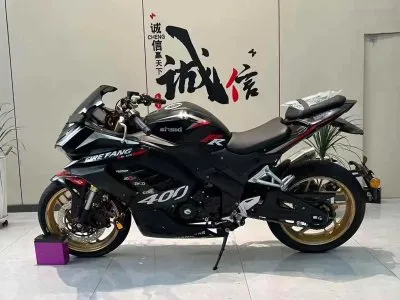 Мотоцикл Suzuki — миниатюра 3