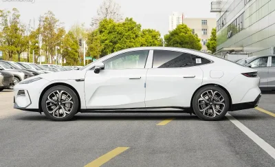 Geely Galaxy E8, 2025