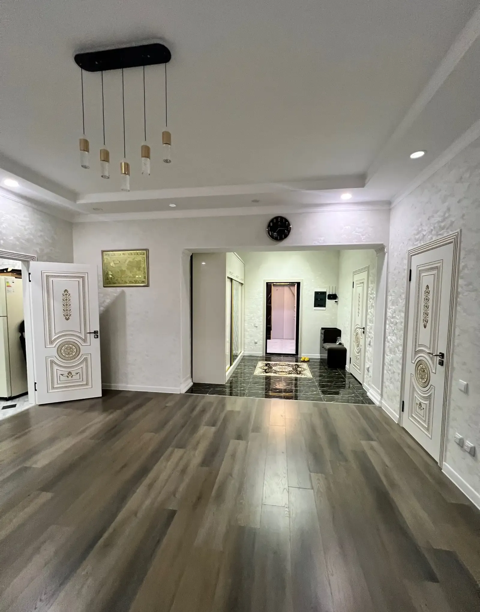2-комн. квартира, 4 этаж, 140м², 1 роддом