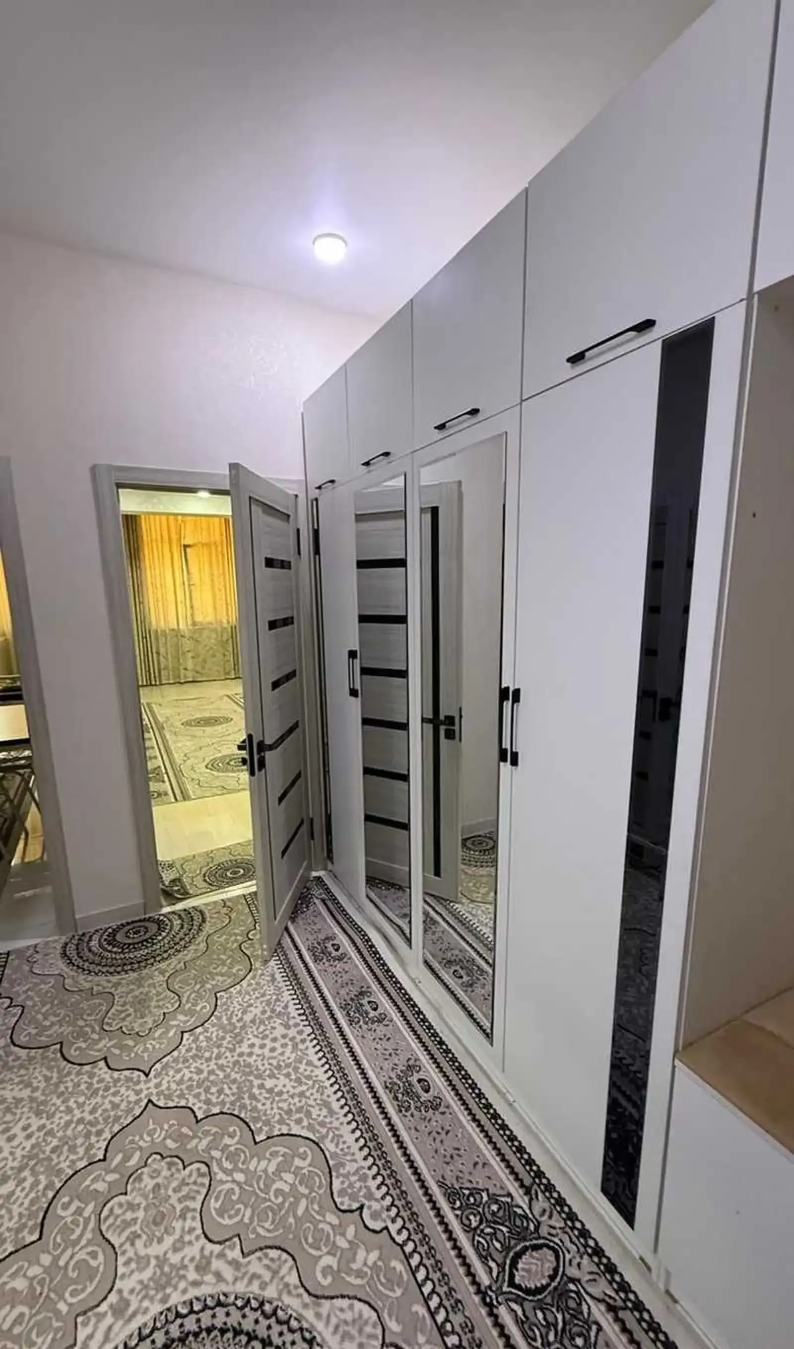 2-комн. квартира, 24 этаж, 60м², Шохмансур назди гостиницаи HILTON — миниатюра 1