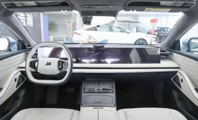 Geely Galaxy E8, 2025