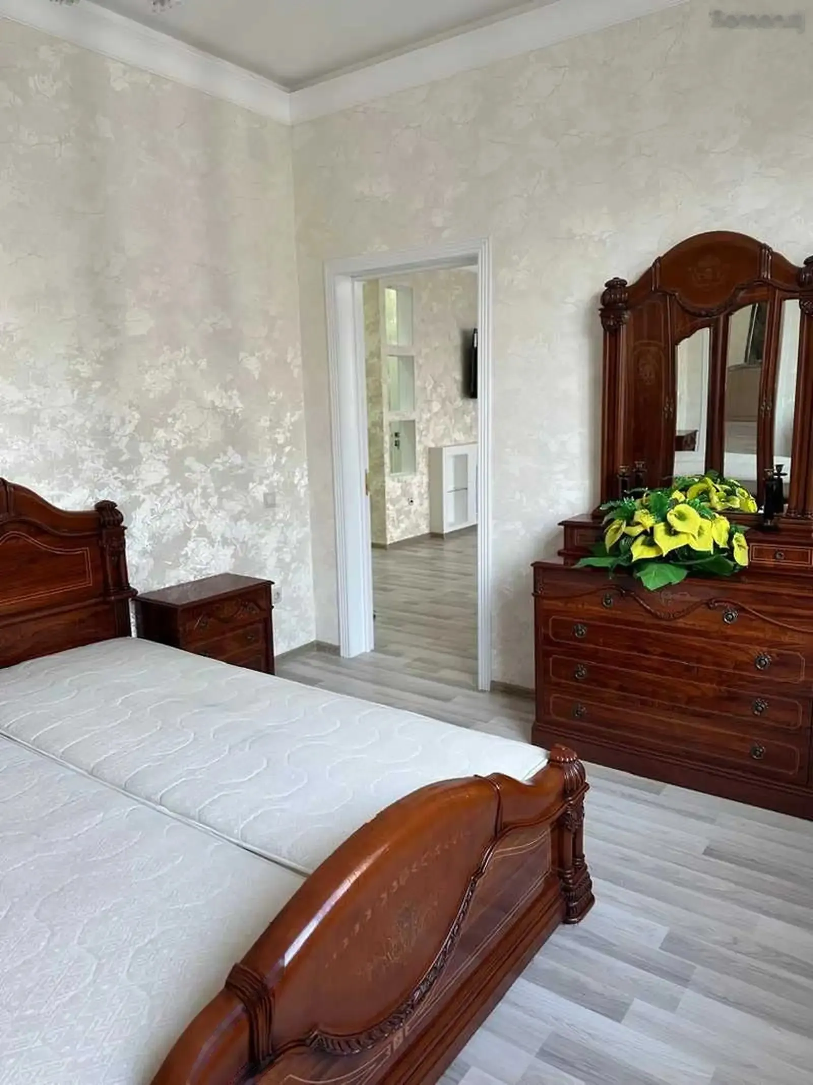 3-комн. квартира, 10 этаж, 95м², Овир, Султанбей