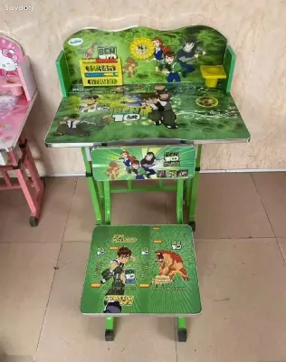 Парта и стулья