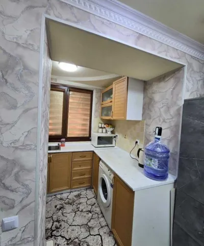 3-комн. квартира, 1 этаж, 70 м², 82 мкр — миниатюра 1