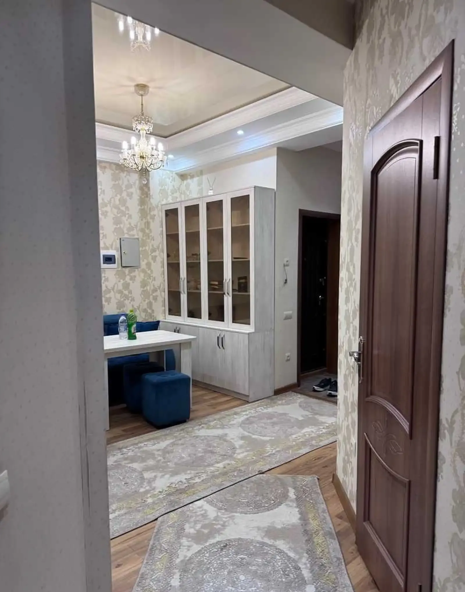 2-комн. квартира, 11 этаж, 70м², И.Сомони — миниатюра 1